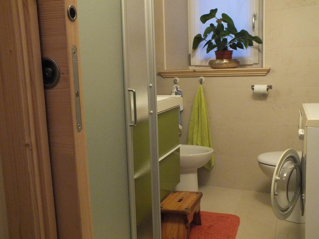 R&B La Gerla Blu Bed and Breakfast Tolmezzo Rum bild