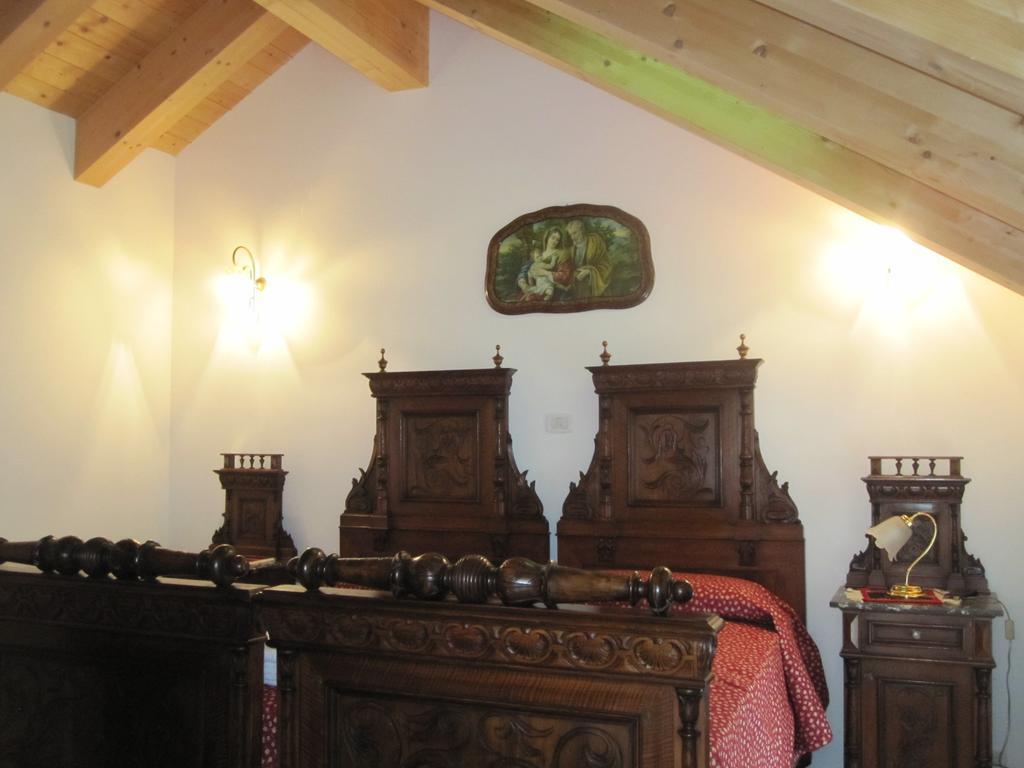 R&B La Gerla Blu Bed and Breakfast Tolmezzo Rum bild